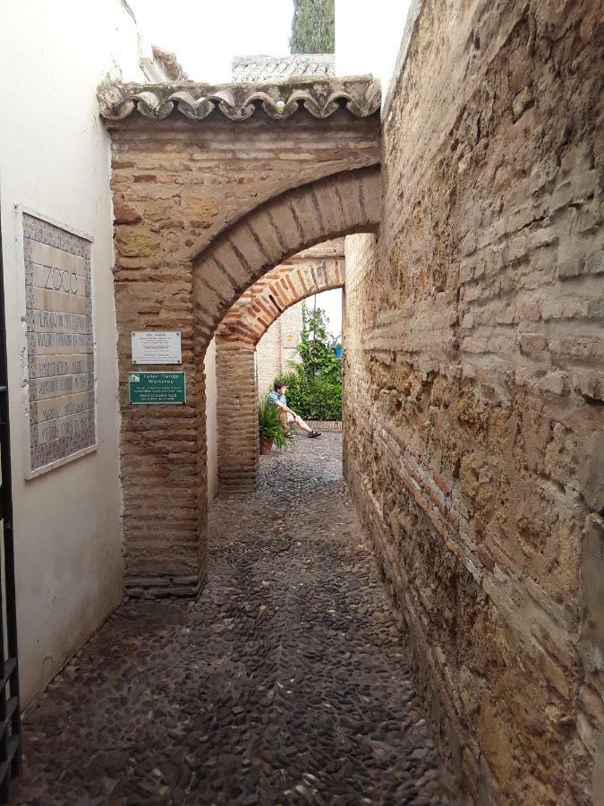 Beside The Roman Wall Appartement Córdoba Buitenkant foto